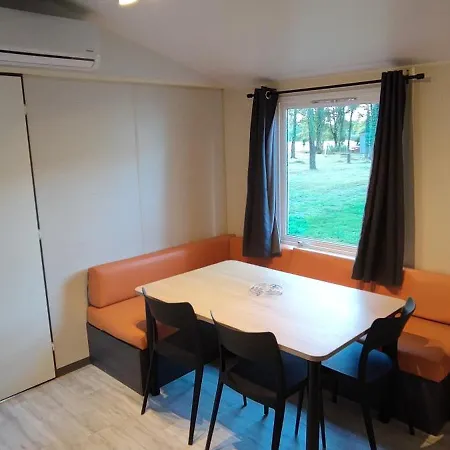 Kemping Havre De Paix Dans Un *